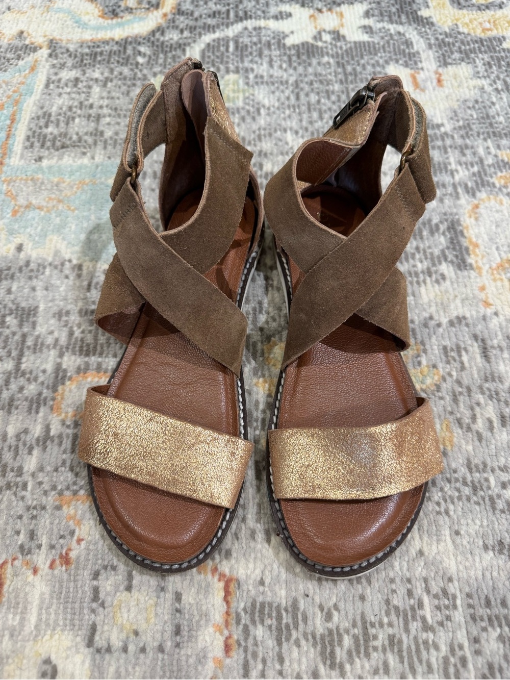 Diba True Women’s Size 6.5 Brown Suede Metallic Gold Leather Strappy Sandals